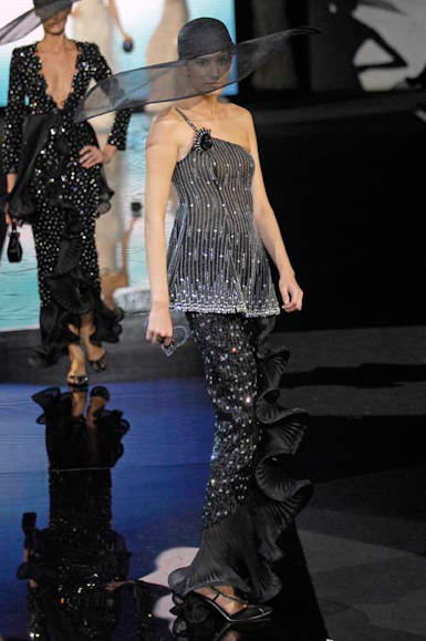 desfiles-garmani-milaoverao2007rtw-156