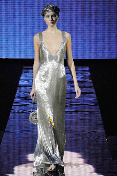 desfiles-garmani-milaoverao2007rtw-169