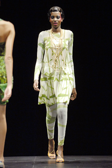 desfiles-bassobroke-londresverao2007rtw-109