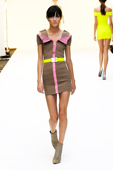 desfiles-christopherkane-londresverao2007rtw-102