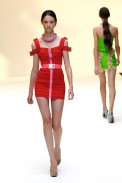 desfiles-christopherkane-londresverao2007rtw-104