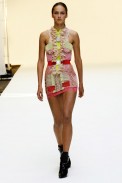 desfiles-christopherkane-londresverao2007rtw-124