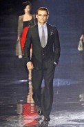 desfiles-emporioarmani-londresverao2007rtw-100