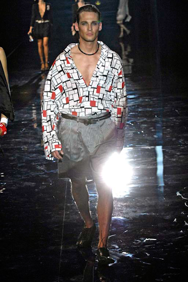 desfiles-emporioarmani-londresverao2007rtw-130