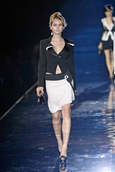 desfiles-emporioarmani-londresverao2007rtw-132