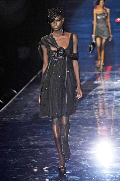 desfiles-emporioarmani-londresverao2007rtw-168