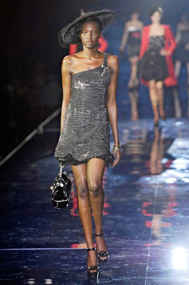 desfiles-emporioarmani-londresverao2007rtw-169