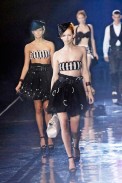 desfiles-emporioarmani-londresverao2007rtw-177