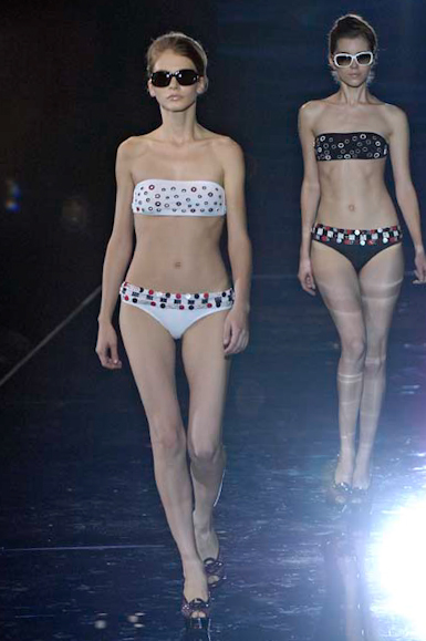 desfiles-emporioarmani-londresverao2007rtw-187
