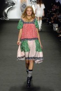 desfiles-annasui-novayorkverao2007rtw-104