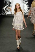 desfiles-annasui-novayorkverao2007rtw-118