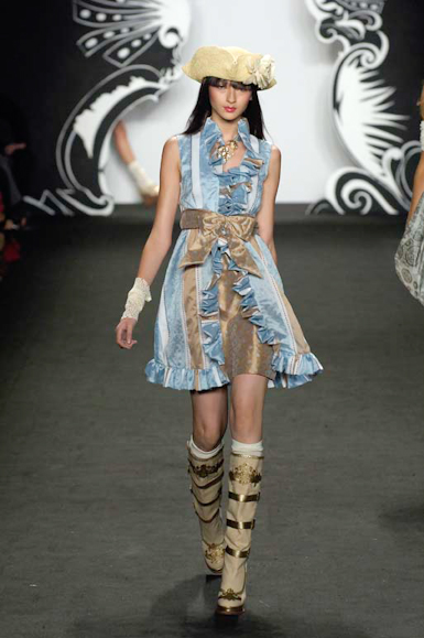 desfiles-annasui-novayorkverao2007rtw-121