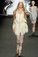 desfiles-annasui-novayorkverao2007rtw-124
