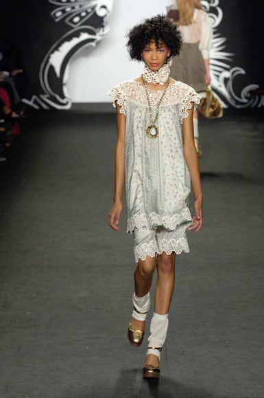 desfiles-annasui-novayorkverao2007rtw-126