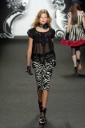 desfiles-annasui-novayorkverao2007rtw-133