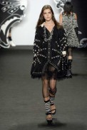 desfiles-annasui-novayorkverao2007rtw-136