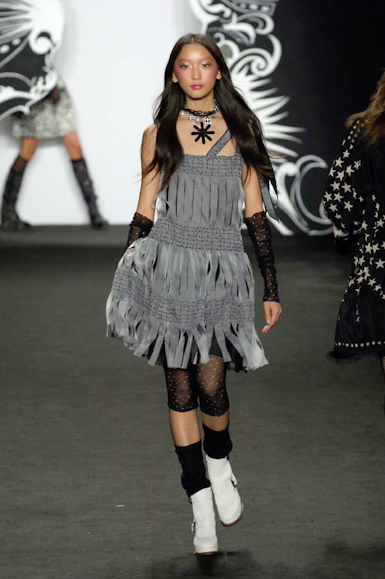 desfiles-annasui-novayorkverao2007rtw-137