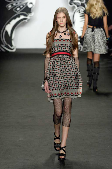 desfiles-annasui-novayorkverao2007rtw-139