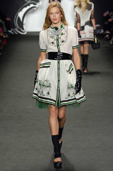 desfiles-annasui-novayorkverao2007rtw-143