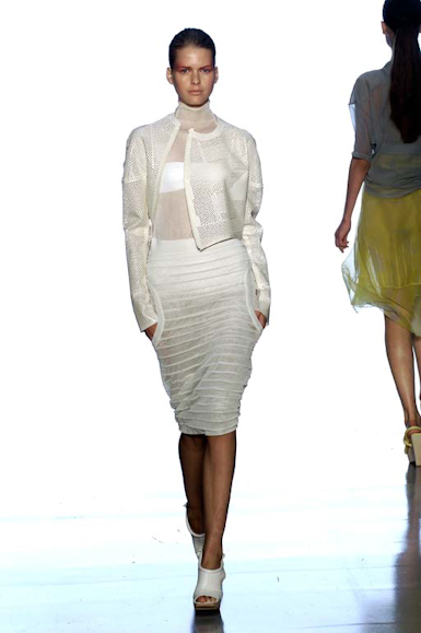 desfiles-calvinklein-novayorkverao2007rtw-114