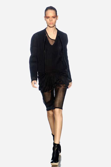 desfiles-calvinklein-novayorkverao2007rtw-120
