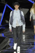 desfiles-colcci-rioinverno2007rtw-105