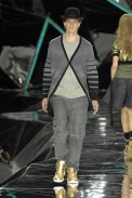 desfiles-colcci-rioinverno2007rtw-113
