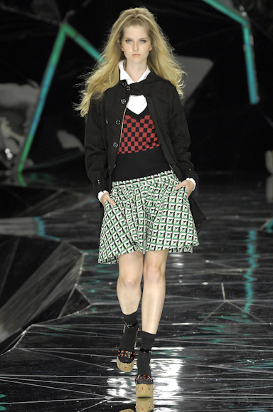 desfiles-colcci-rioinverno2007rtw-116