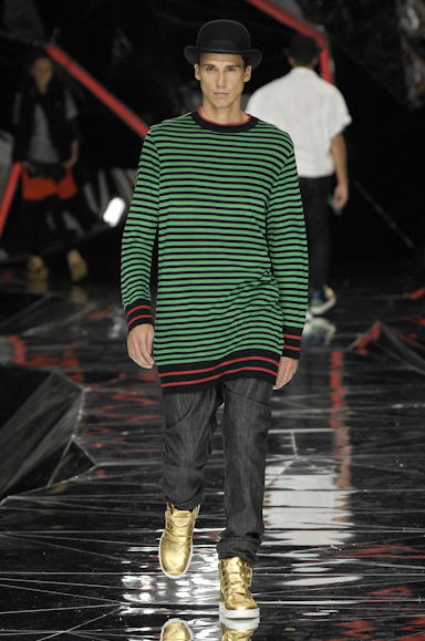 desfiles-colcci-rioinverno2007rtw-120
