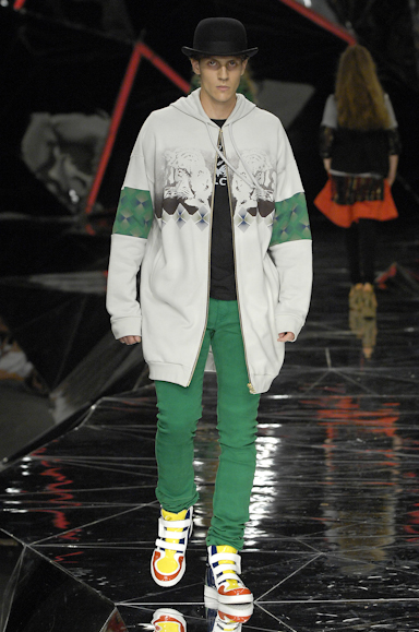 desfiles-colcci-rioinverno2007rtw-122