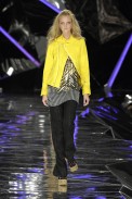 desfiles-colcci-rioinverno2007rtw-134