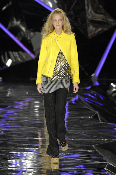 desfiles-colcci-rioinverno2007rtw-134