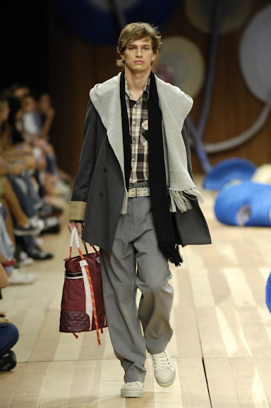 desfiles-redley-rioinverno2007rtw-108