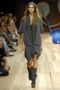 desfiles-redley-rioinverno2007rtw-119