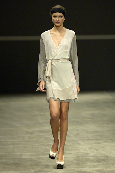 desfiles-gracaottoni-rioinverno2007rtw-100