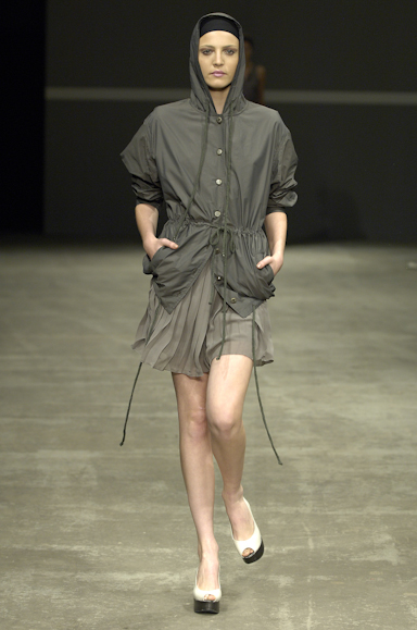 desfiles-gracaottoni-rioinverno2007rtw-132