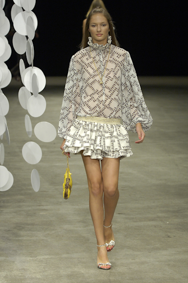 desfiles-julianajabour-rioinverno2007rtw-101