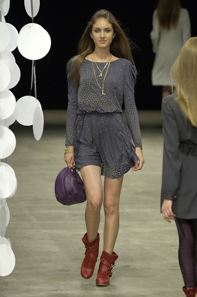 desfiles-julianajabour-rioinverno2007rtw-107