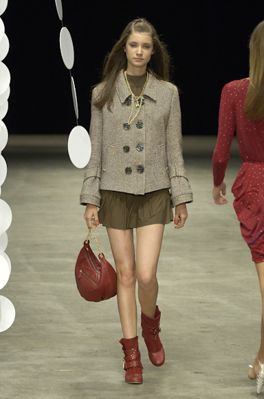 desfiles-julianajabour-rioinverno2007rtw-110