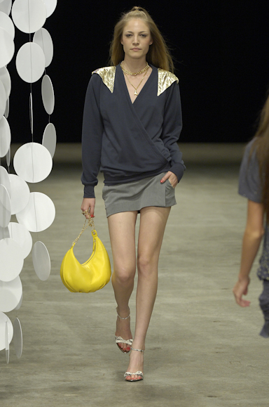 desfiles-julianajabour-rioinverno2007rtw-114