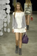 desfiles-julianajabour-rioinverno2007rtw-119