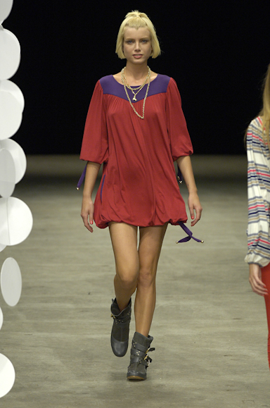 desfiles-julianajabour-rioinverno2007rtw-125