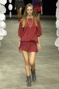 desfiles-julianajabour-rioinverno2007rtw-129