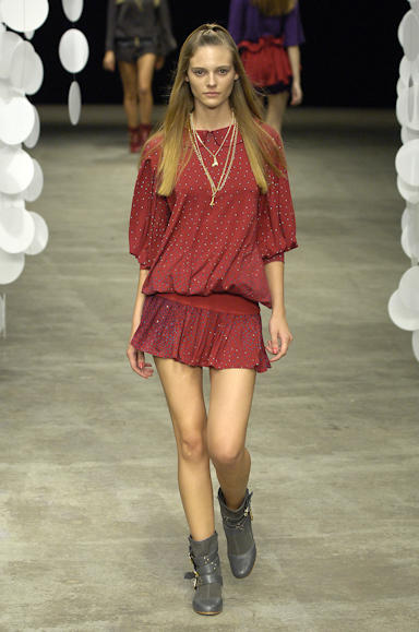 desfiles-julianajabour-rioinverno2007rtw-129