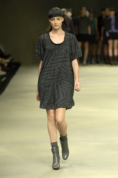 desfiles-mariabonitaextr-rioinverno2007rtw-122