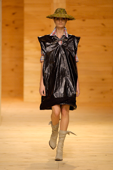 desfiles-aherchcovich-saopauloinverno2007rtw-124