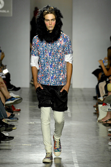 desfiles-aherchcovichmen-saopauloinverno2007rtw-106