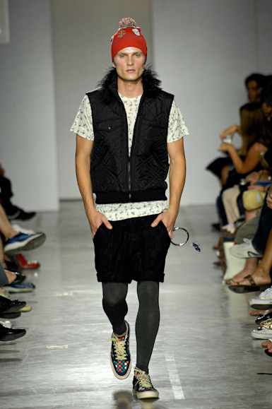 desfiles-aherchcovichmen-saopauloinverno2007rtw-107