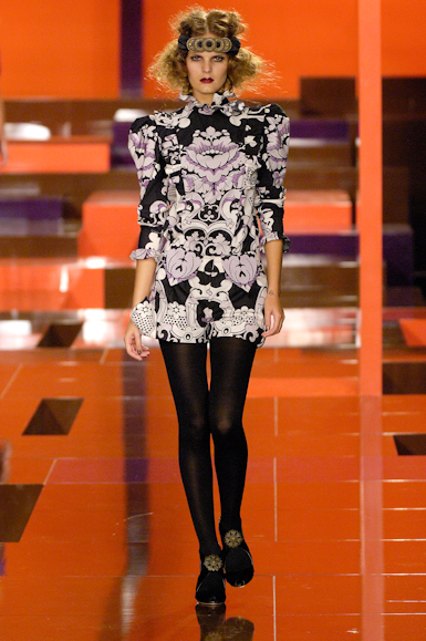 desfiles-andrelima-saopauloinverno2007rtw-102