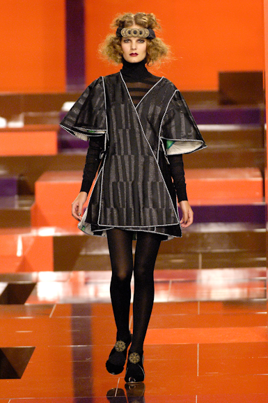 desfiles-andrelima-saopauloinverno2007rtw-115